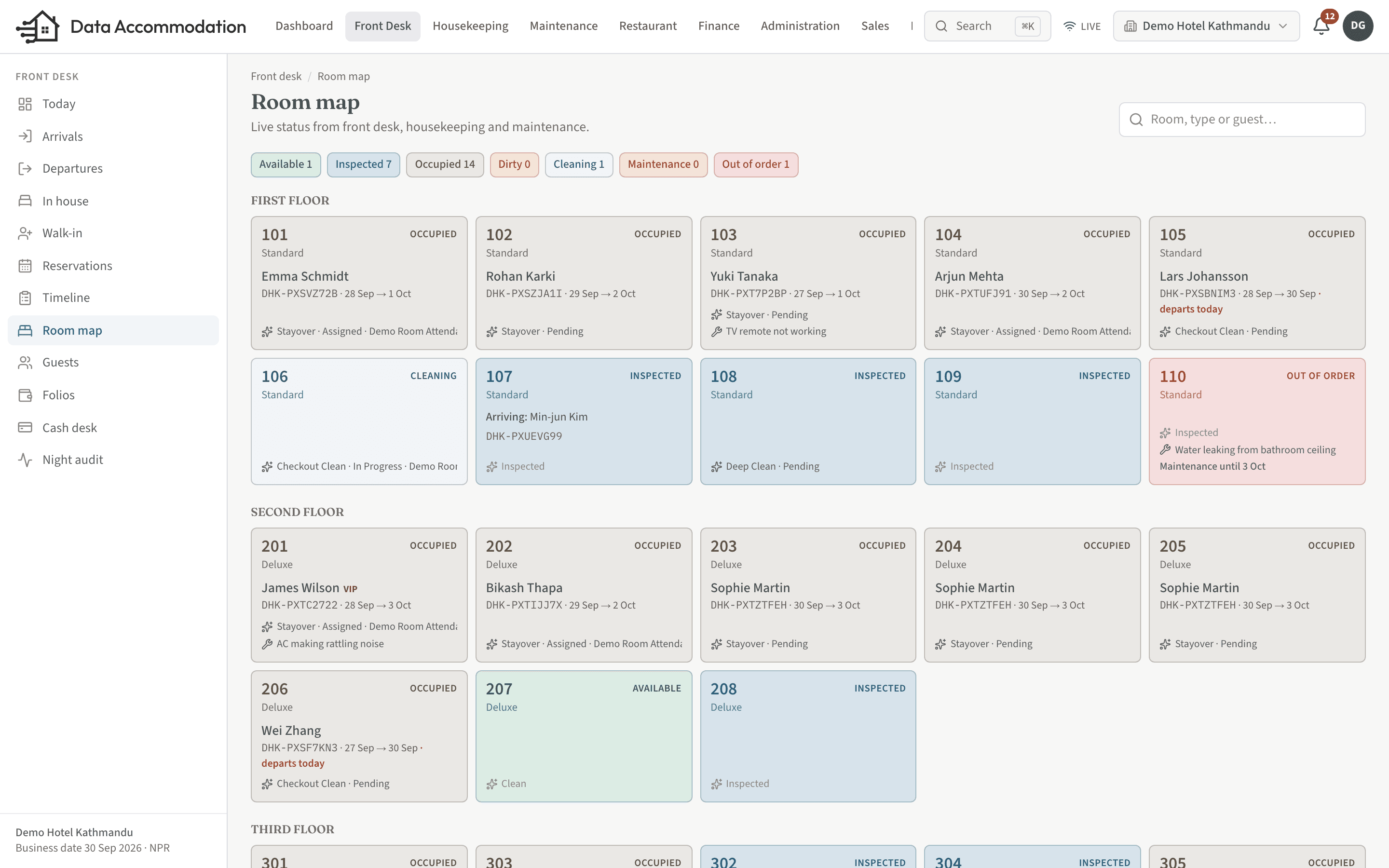 Room board showing rooms by date with stays, blocks and unassigned reservations